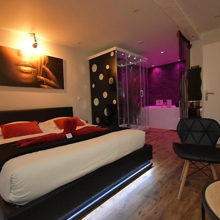 Spa Privatif Love Room, Le Hammam Et Bulles, Chez Nuits Chartraines Chartres Exterior photo