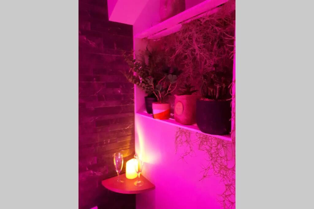 Spa Privatif Love Room, Le Hammam Et Bulles, Chez Nuits Chartraines Chartres Exterior photo