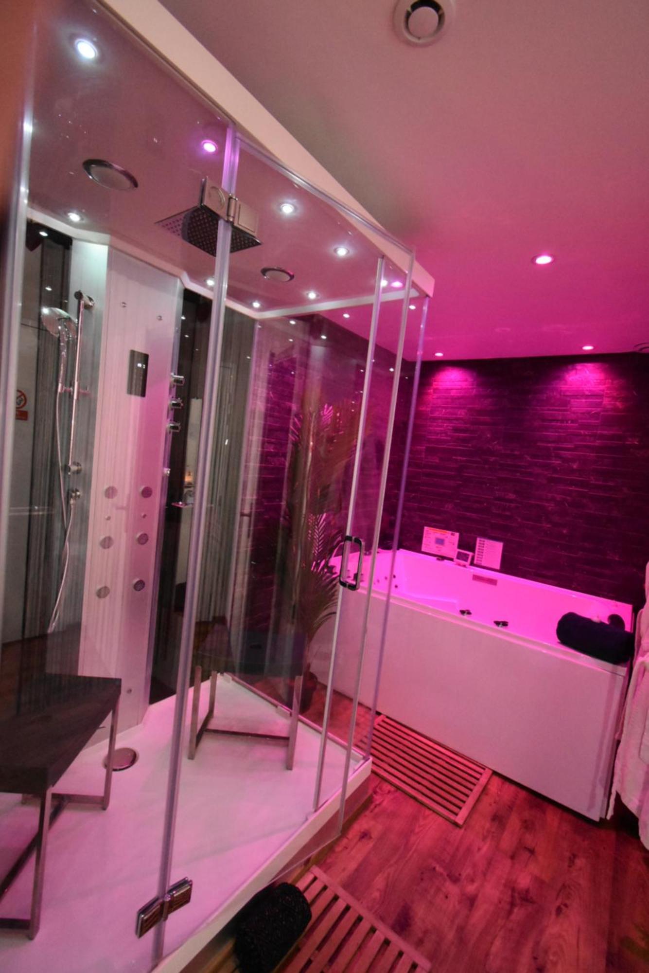 Spa Privatif Love Room, Le Hammam Et Bulles, Chez Nuits Chartraines Chartres Exterior photo